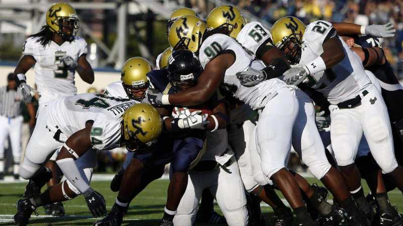 FIU abre la temporada con un gran desafío en USF