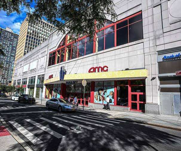 Congresista se une a la lucha para salvar el AMC de Kips Bay