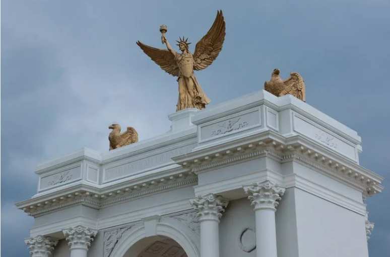 Des anciens combattants de la guerre du Vietnam déposent une requête d'urgence pour empêcher l'administration Trump de commencer les excavations sur un arc de triomphe à Washington