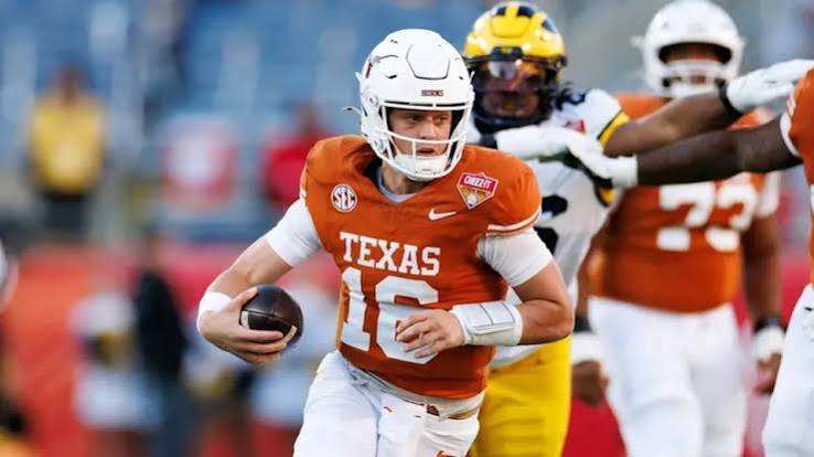 Mock Draft NFL 2027: Texas, Notre Dame y Oregon dominan primera ronda de tres QBs
