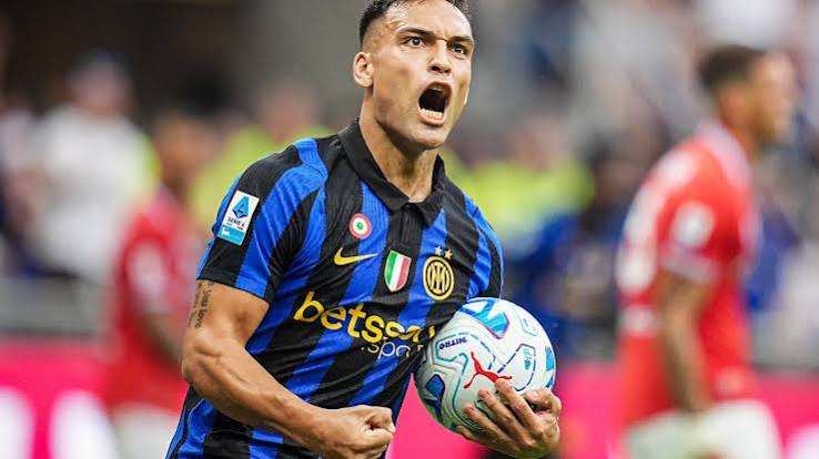 Martínez leads Inter comeback over Napoli and Musiala returns for Bayern