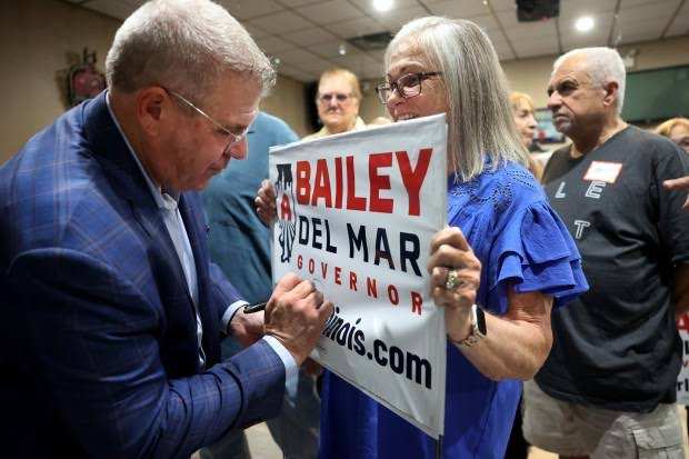 Labor Day kicks off Illinois’ fall campaign season with distractions becoming a leading theme