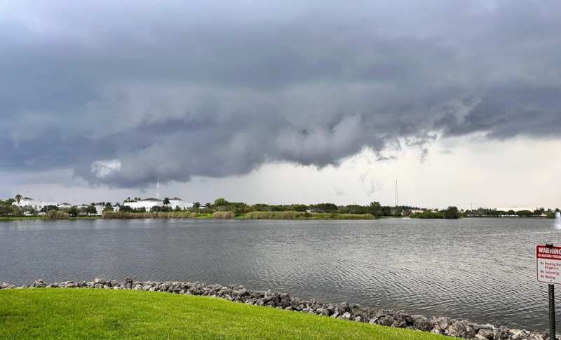 South Florida Power Crackdown Amid Extreme Heat