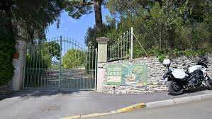 Thieves steal 4 Renoir paintings from French Riviera museum, 2 of them still missing