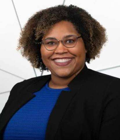 Leah Hill: Directora legislativa, Senador Cory Booker (D-NJ)