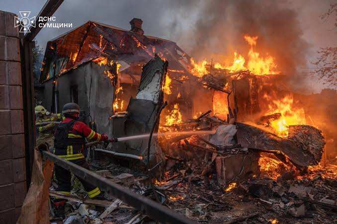 هجوم بطائرة مسيرة روسية على حافلة ركاب في أوكرانيا يقتل 5 أشخاص ويصيب 7 آخرين على الأقل