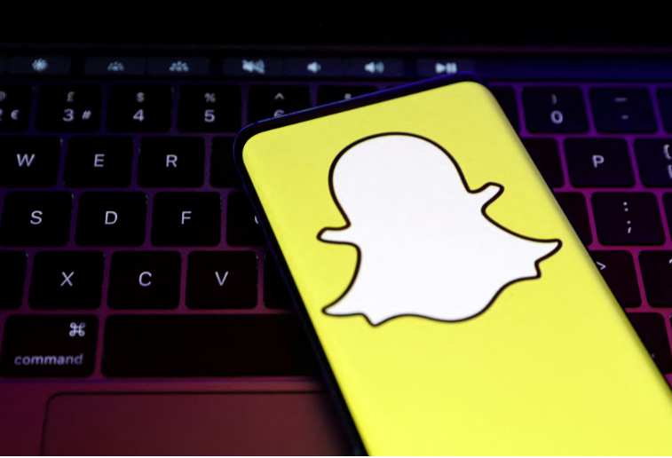 Snap تستهدف الشركات بأدوات Salesforce و Nvidia AI لنظارات الواقع المعزز