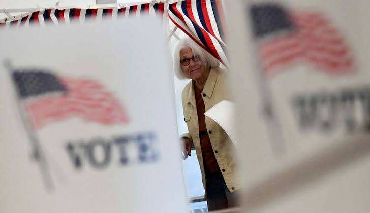 Votación en curso tras redistritación inusual y el intento de Trump de controlar cómo se llevan a cabo las elecciones