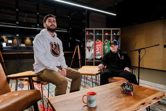 Le déménagement du podcast « What Chaos ! » vers le réseau The Ringer est une récompense bien méritée pour la paire du Bay State