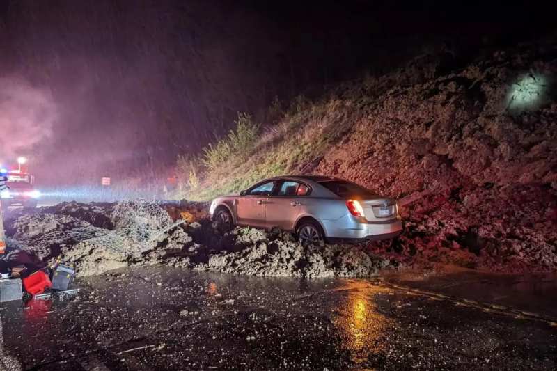 Torrential Deluge Triggers Severe Flooding and Highway Mudslides Across Southern Minnesota