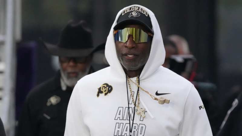 Deion Sanders et Colorado battus par Northwestern, 41-7