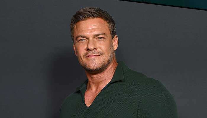 Alan Ritchson partage un message d'amour de soi suite à sa séparation de sa femme Catherine Ritchson