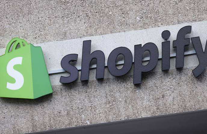Amazon and Shopify make starkly different moves in the brewing battle over AI shopping