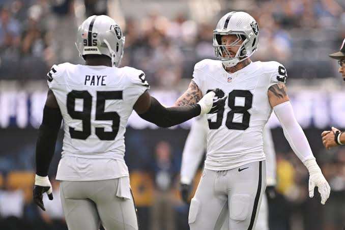 La pression sur le quarterback des Raiders contribue à un début de saison de 2-0