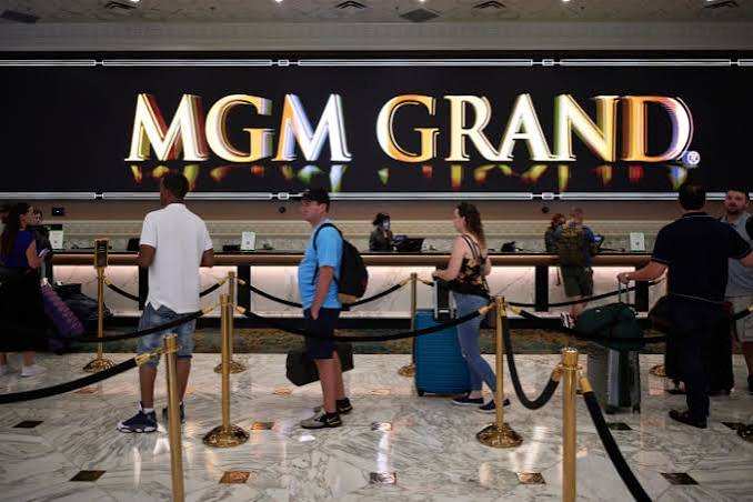Barry Diller retira oferta por MGM Resorts, informa WSJ