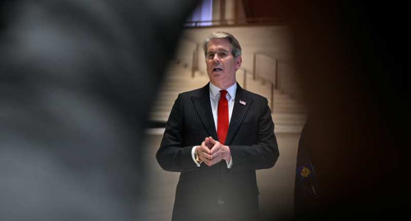 贝森特称，美中同意将“釜山协定”延期至1月