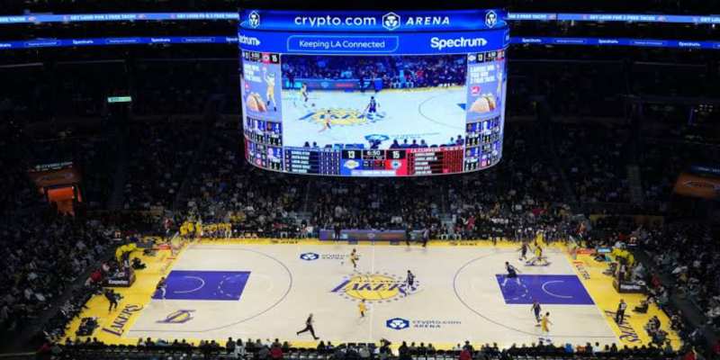 湖人队长期播音员劳伦斯·坦特去世，享年76岁：NBA界致敬