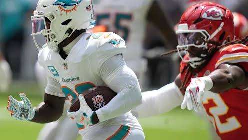 Week 3 NFL scores, live updates: Dolphins not 'optimistic' about De'Von Achane knee injury; Justin Jefferson questionable with ankle injury