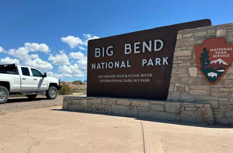 Un juge bloque temporairement la construction du mur frontalier dans la région de Big Bend au Texas