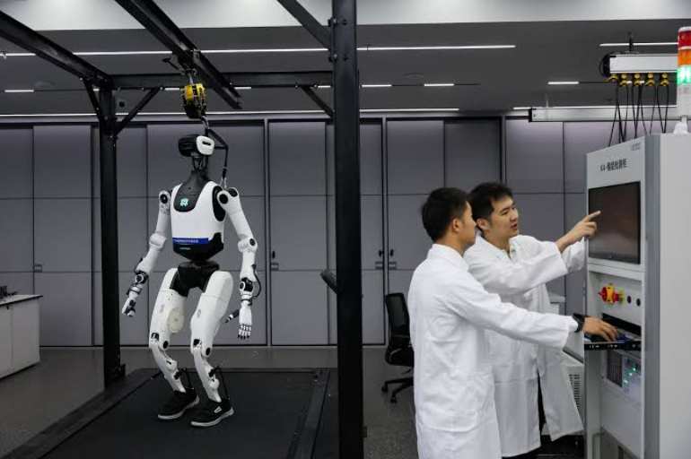 Les institutions technologiques et universitaires américaines font face à une forte tension en raison des interdictions fédérales sur la robotique chinoise
