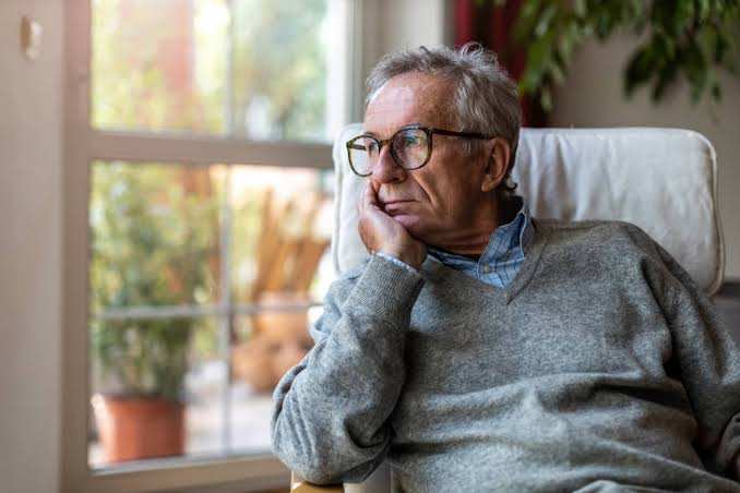 La solitude et l'isolement social peuvent vous coûter six ans de vie