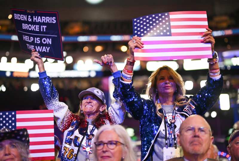 Black Democrats Face Midterm Crossroads