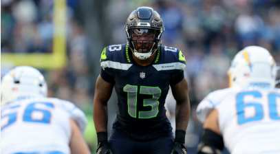 Ernest Jones IV: Meeting of defensive players is needed "just once" per season