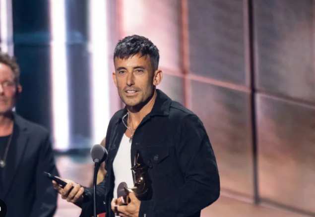 GMA Dove Awards winners list, including Phil Wickham and CeCe Winans