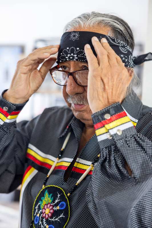 Largo encarcelamiento de Leonard Peltier revelado