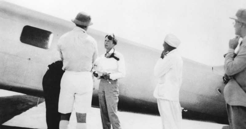 Coconut Crabs Threaten Earhart Expedition