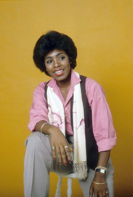 Sheryl Lee Ralph Insta a Apoyar al Gobernador