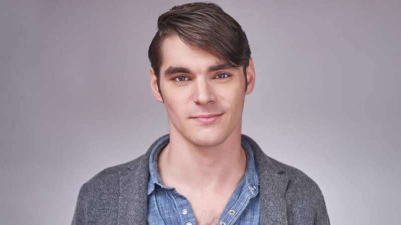 RJ Mitte Breaking Bad Star Dies at Thirty