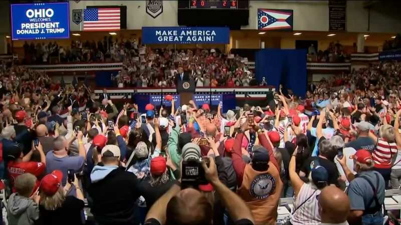 Trump Energizes Ohio Crowd in Midterm Rally