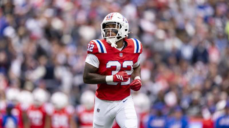 RB des Patriots Henderson absent à cause d'une entorse de la cheville haute