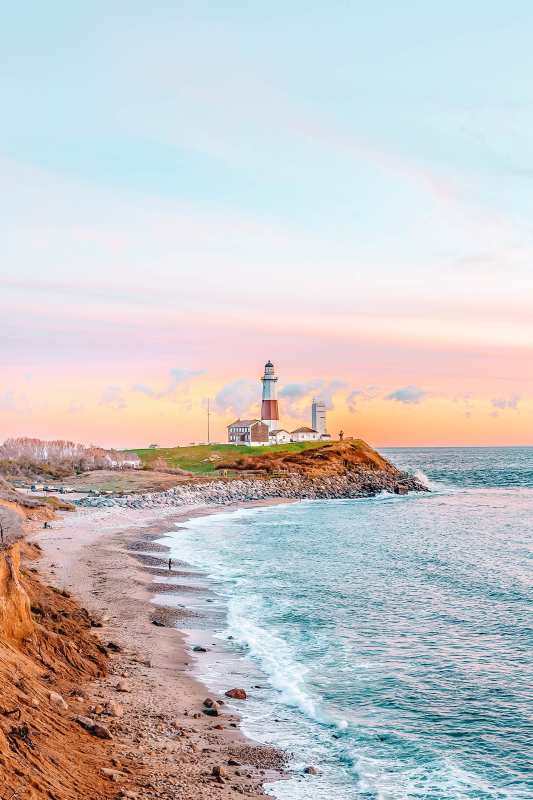Los precios de las viviendas de Long Island caen desde los máximos del verano