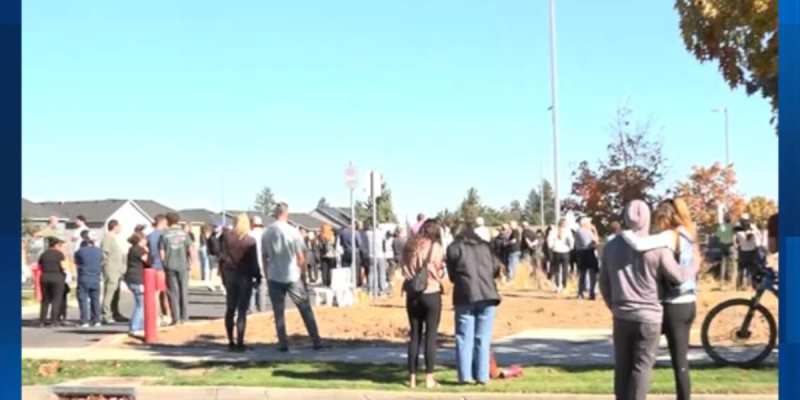Tiroteo en Escuela Primaria de Bend Deja Dos Heridos