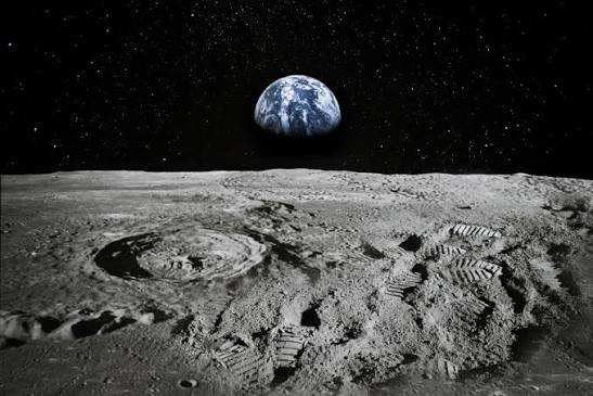 Moon s Shrinking Surface Raises Lunar Mission Risks