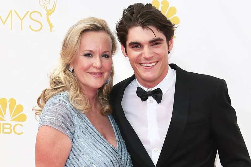 RJ Mitte s Mother Shares Final Morning Details