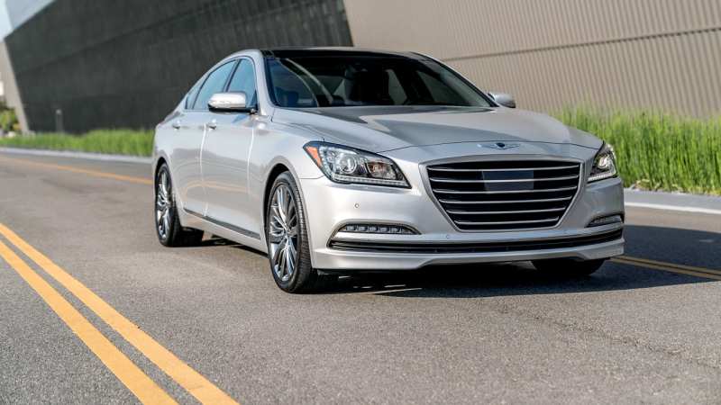 Hyundai Retira Sedanes Genesis por Riesgo de Incendio en Asientos