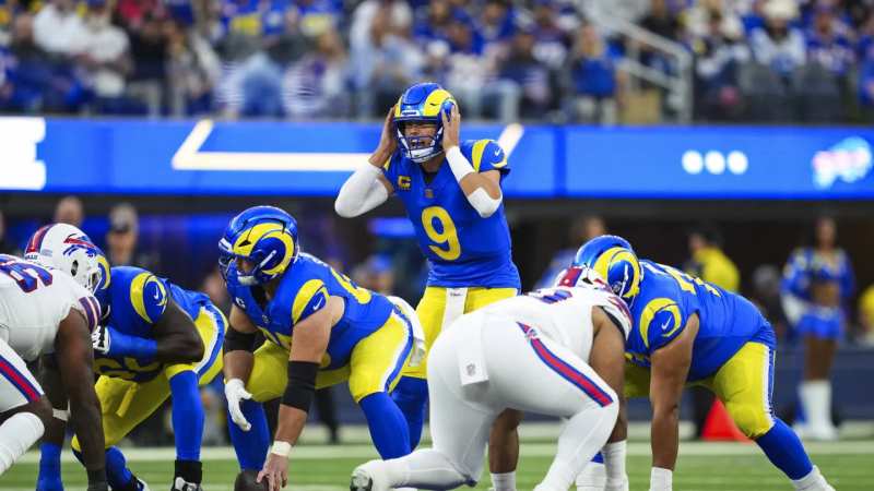Bills Rams Monday Night Draws 19 8 Million