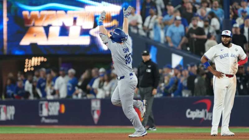 Milwaukee Brewers Face Tampa Bay Rays in 2026 World Series