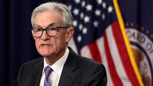 Global central banks rally after DOJ probes Powell