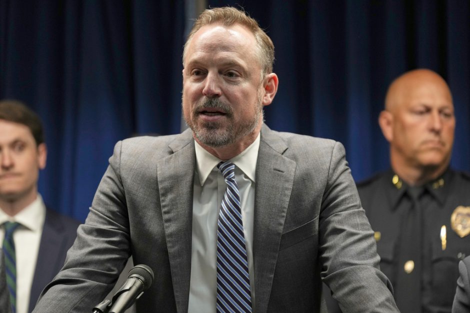 Six prosecutors resign amid DOJ handling of ICE shooting