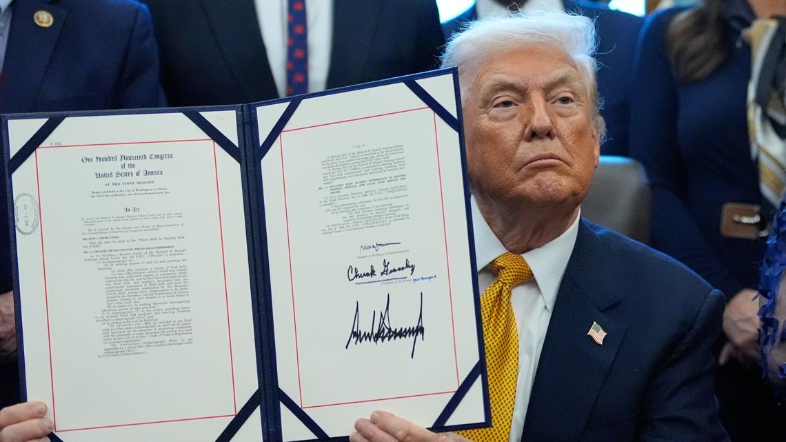 Washington: Trump signs law restoring whole milk options