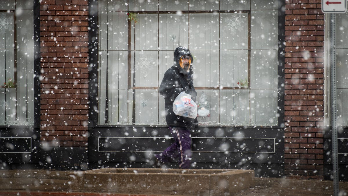 Ohio counties brace for frigid conditions and flurries