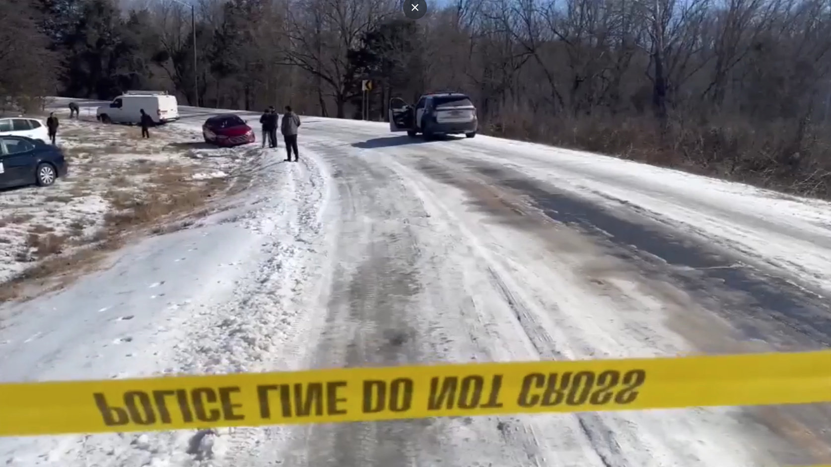 Mississippi deploys snowplows amid severe highway blockages