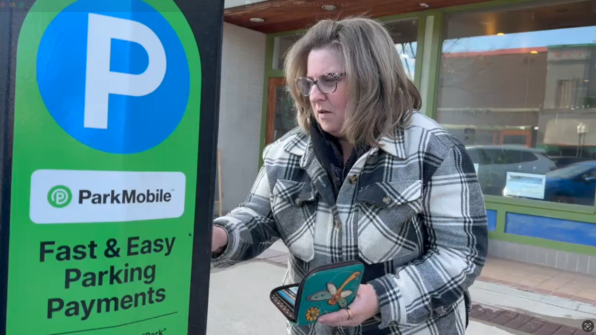 Changements dans les politiques de stationnement aux États-Unis pour gérer la congestion et les besoins financiers