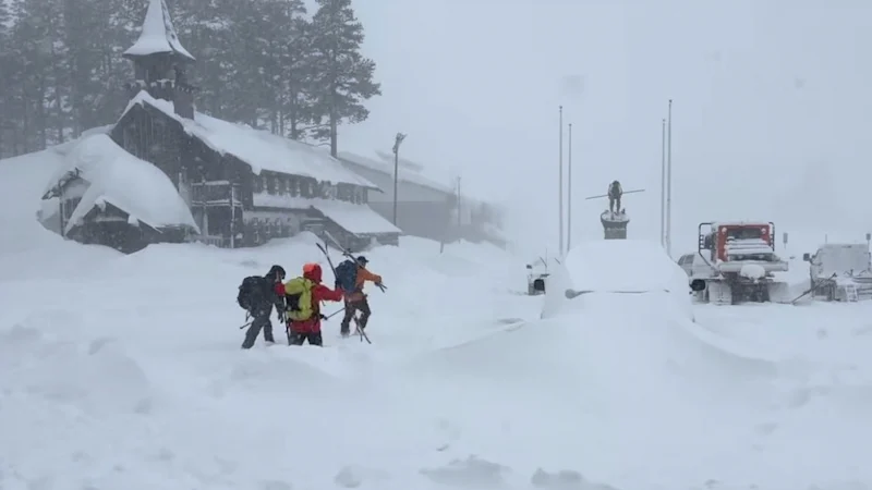 Avalanche près du lac Tahoe : six skieurs retrouvés, dix portés disparus