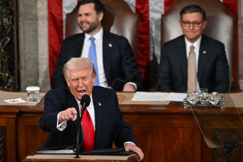 Washington: Trump Claims 'Turnaround' in Lengthy State Address