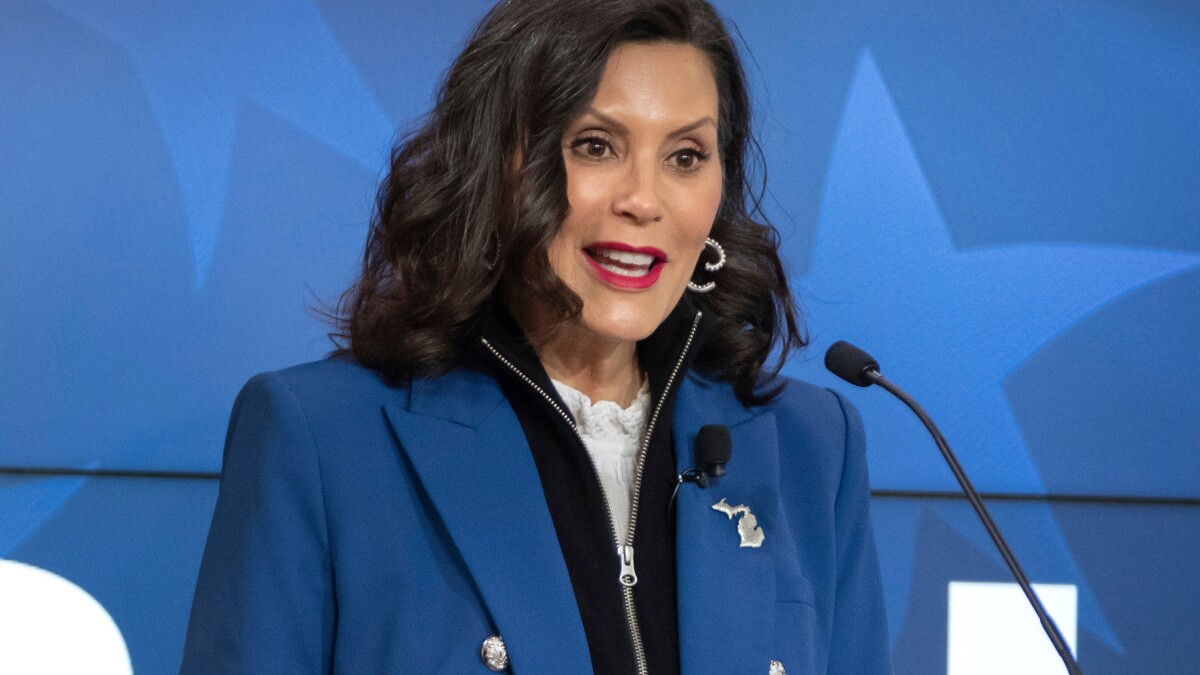 Whitmer insta a los legisladores a aprobar la vivienda asequible y la alfabetización en su último discurso sobre el Estado del Estado